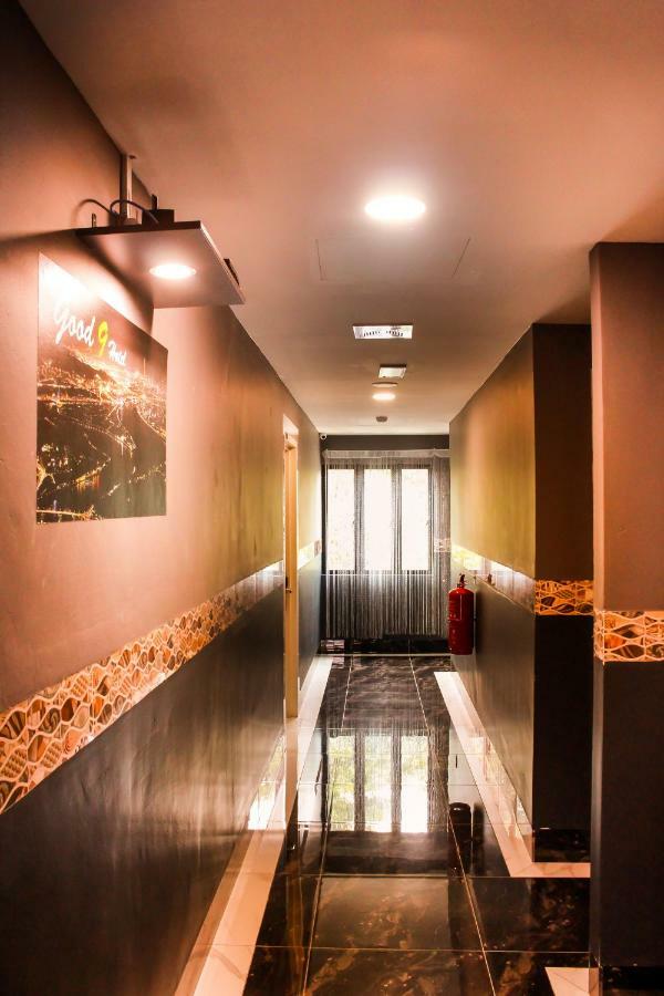 Good 9 Hotel - Bukit Dahlia Τζόχορ Μπάχρου Εξωτερικό φωτογραφία