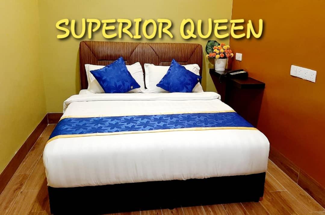 Good 9 Hotel - Bukit Dahlia Τζόχορ Μπάχρου Εξωτερικό φωτογραφία